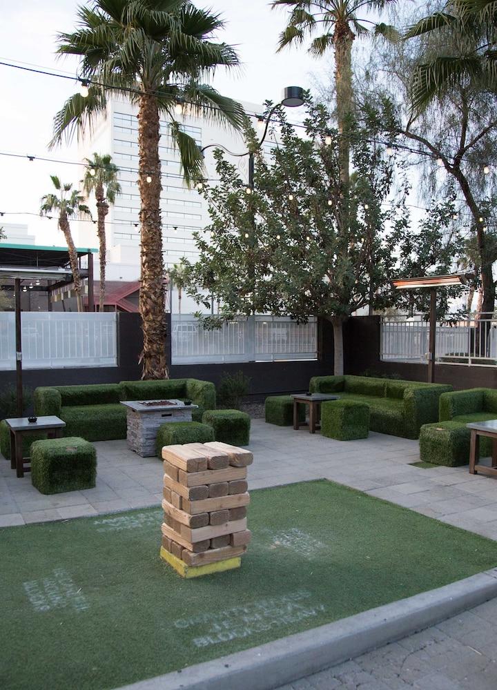 Oasis At Gold Spike (Adults Only) Hotel Las Vegas Bagian luar foto